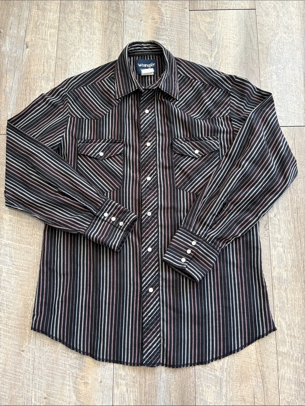 Vintage Wrangler Western Button-Down Shirt